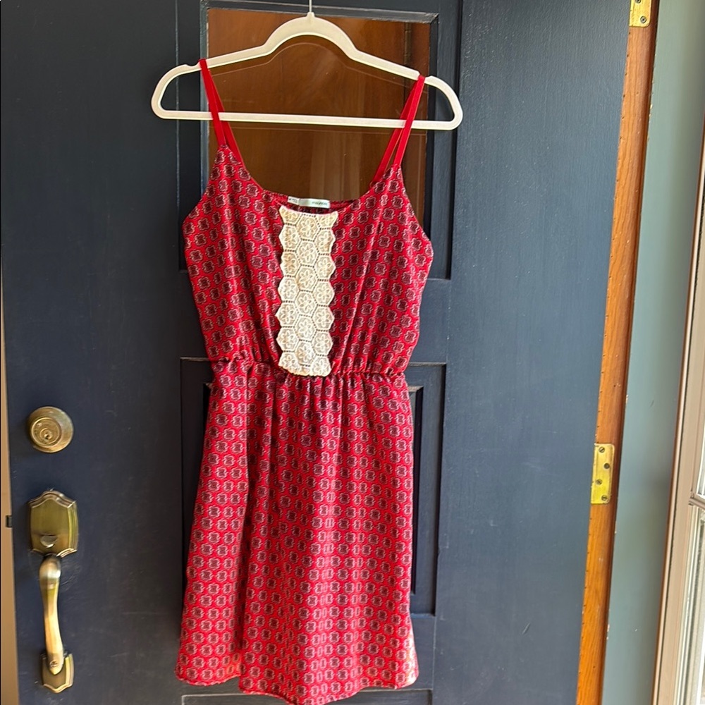 RED & WHITE DRESS MEDIUM
